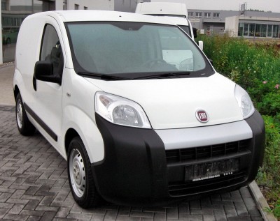 1200px-Fiat_Fiorino_III_20090808_front.JPG