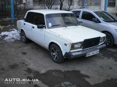 21008127f.jpg