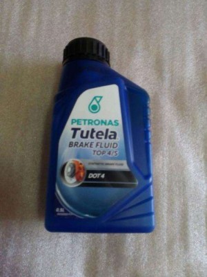 539780508_2_1000x700_tormoznaya-zhidkost-tutela-top-4-s-1-l-fuchs-maintain-dot-4-1l-fotografii.jpg
