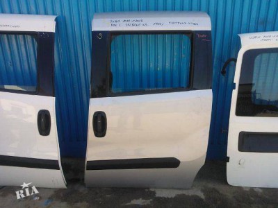 b_u_dvery_bagazhnyk_y_komponenty_dver_zadnyaya_legkovoy_fiat_doblo__17211497m.jpg