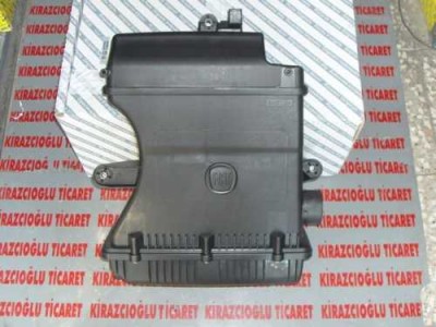 grande-punto-hava-filtre-kutusu-komple-1.4-35516-13-B.jpg