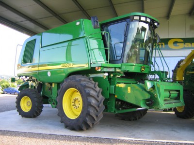 John_Deere_9880STS_5556.jpg