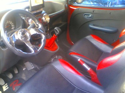 red_doblo_1.jpg